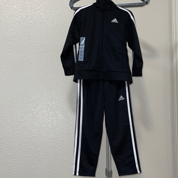 adidas Other - Adidas 2 Piece, 3T Set.